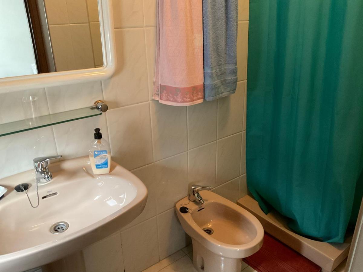 Residencia Universidad コマルカ・デ・オウレンセ エクステリア 写真